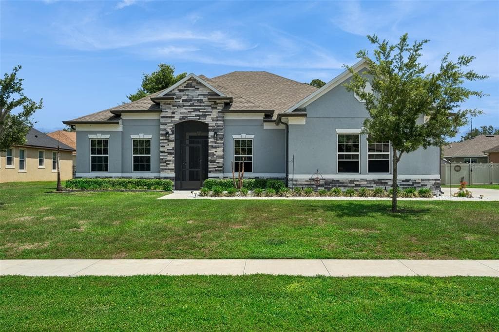 714 OAKS SHORES ROAD, LEESBURG, FL 34748