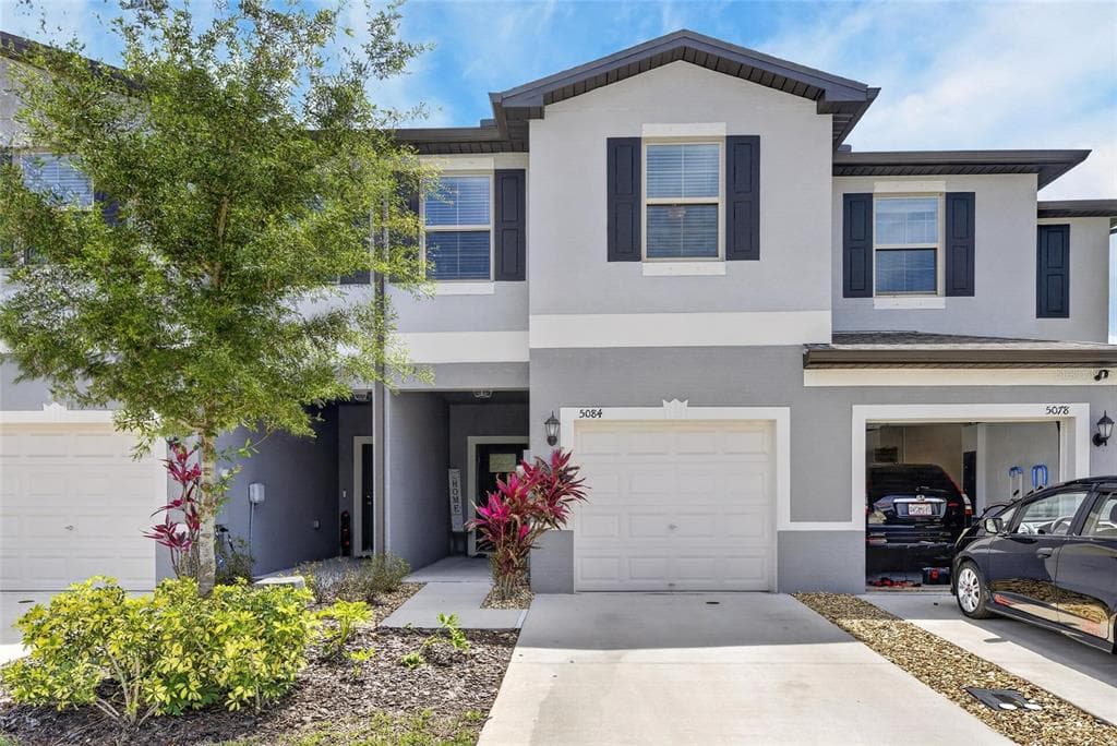 5084 FORUM BLVD, HOLIDAY, FL 34690