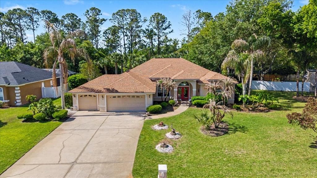 11 CRESCENT LAKE WAY, ORMOND BEACH, FL 32174