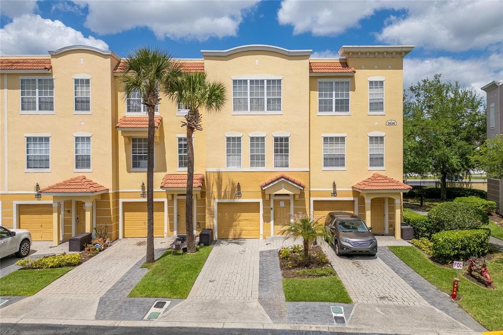 5026 TIDEVIEW CIRCLE # 17, ORLANDO, FL 32819