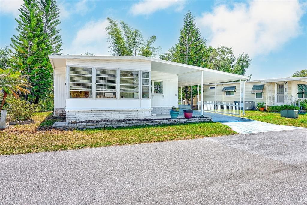 94 SUGAR BEAR DRIVE # 55, SAFETY HARBOR, FL 34695