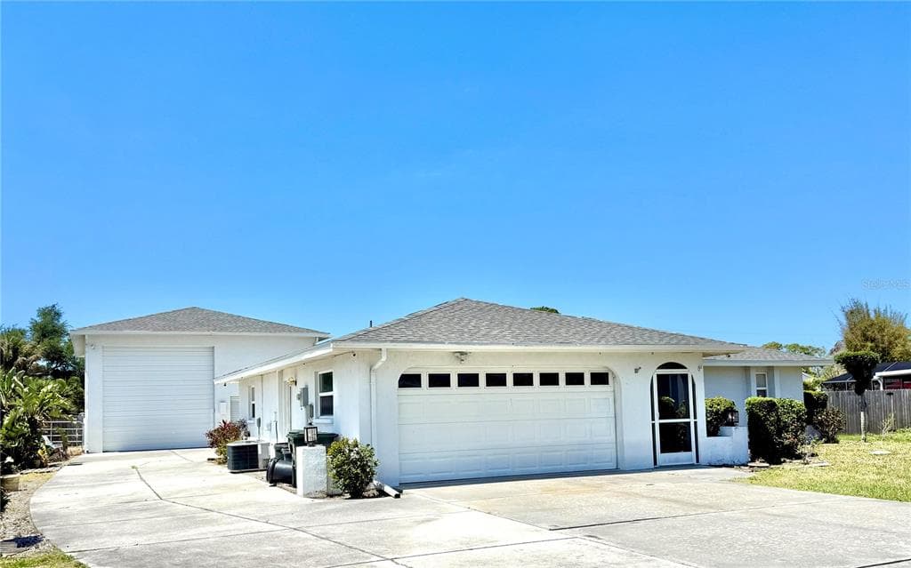 1505 MORGAN STREET, NOKOMIS, FL 34275