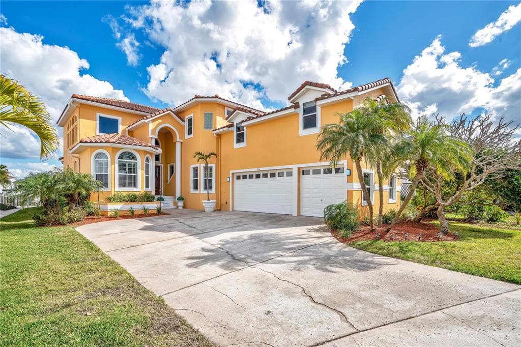 934 SYMPHONY ISLES BOULEVARD, APOLLO BEACH, FL 33572