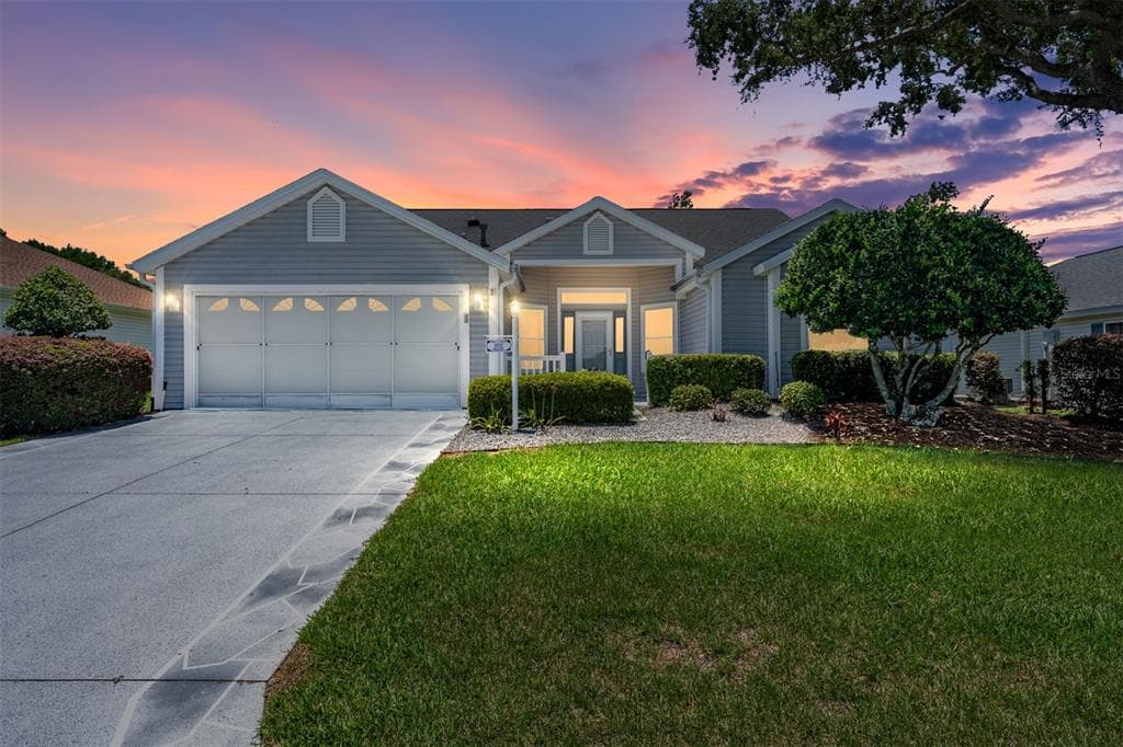 170 PALERMO PLACE, LADY LAKE, FL 32159