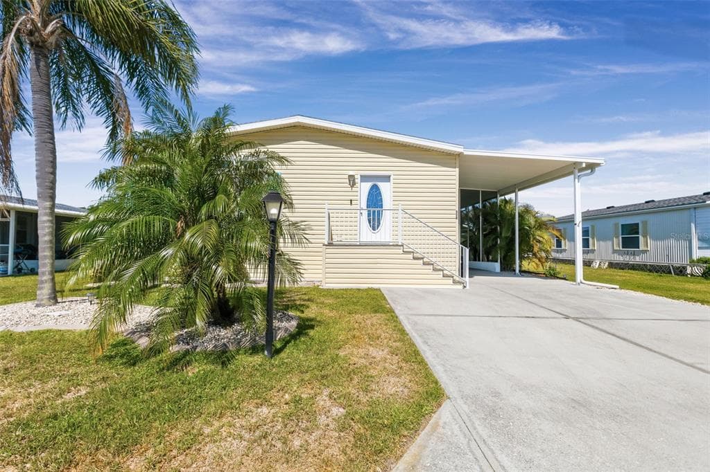 530 SAN CLEMENTE CIRCLE, NORTH PORT, FL 34287