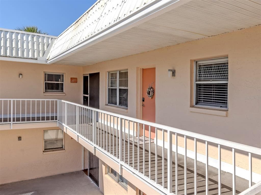 400 BASE AVENUE E # 227, VENICE, FL 34285