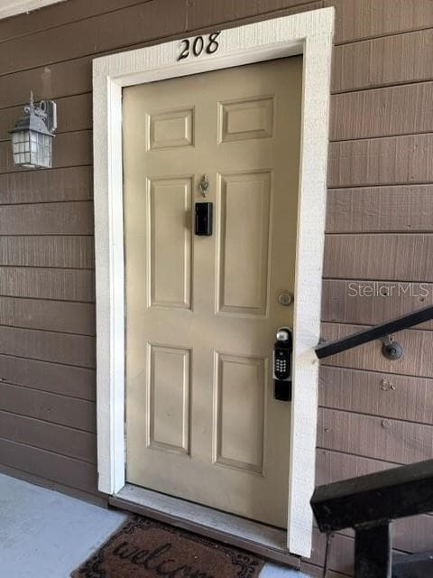208 AFTON SQUARE # 208, ALTAMONTE SPRINGS, FL 32714