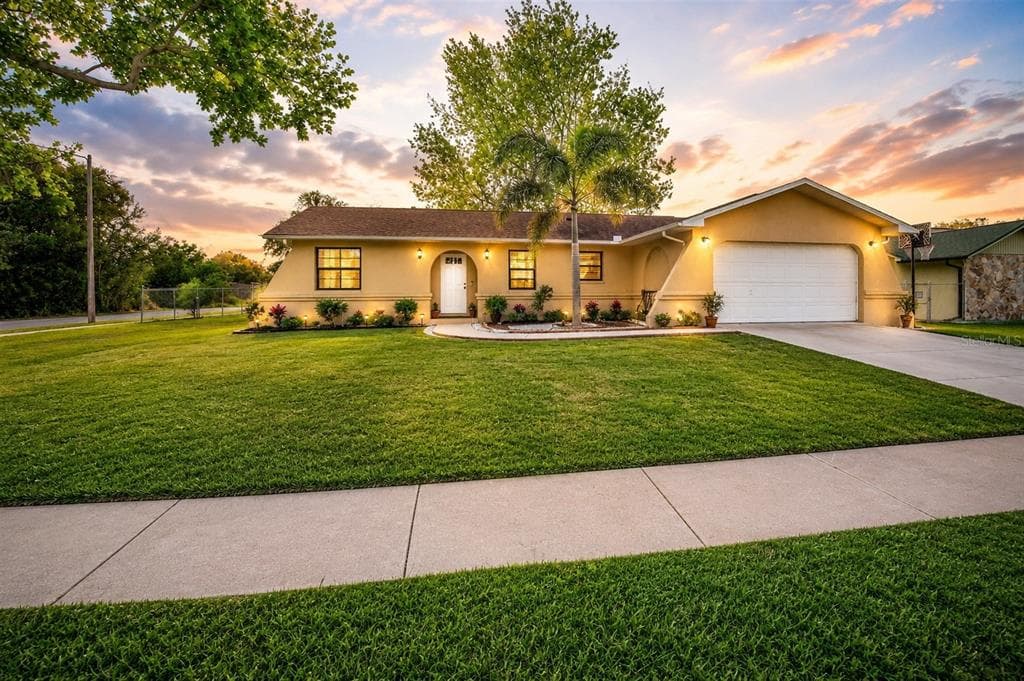 3011 SHADOW OAKS DRIVE, HOLIDAY, FL 34690