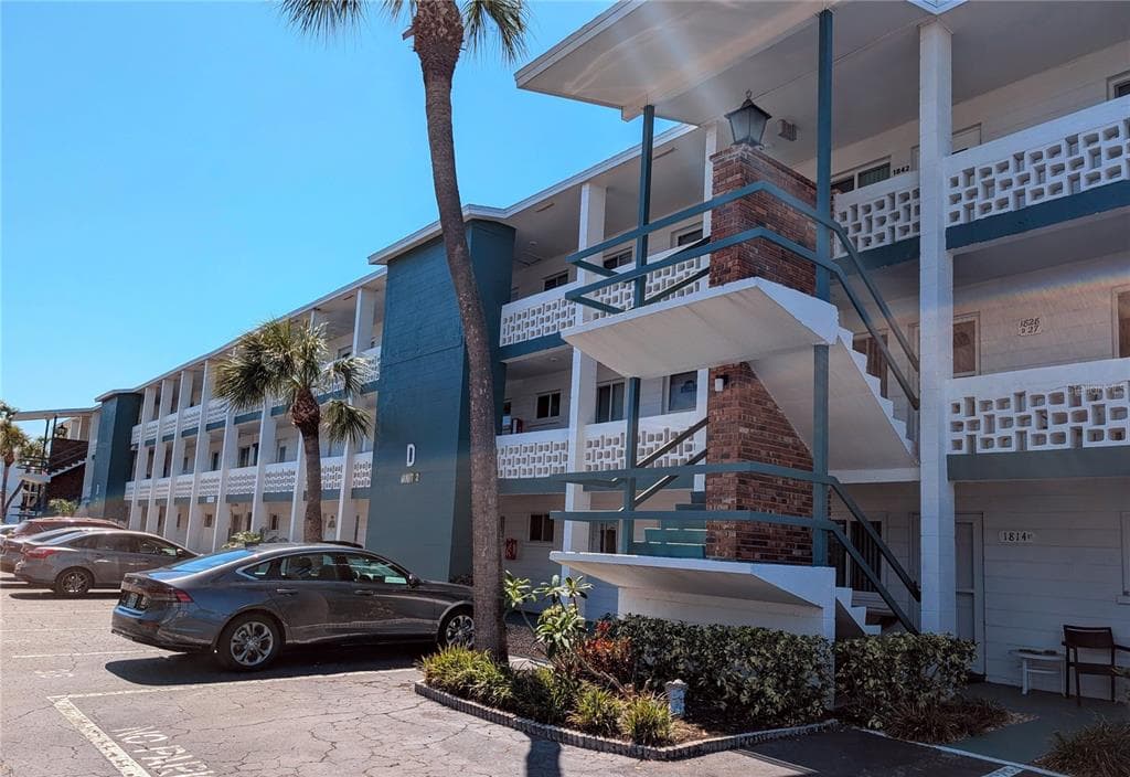 1840 SUNNY DRIVE # D-36, BRADENTON, FL 34207