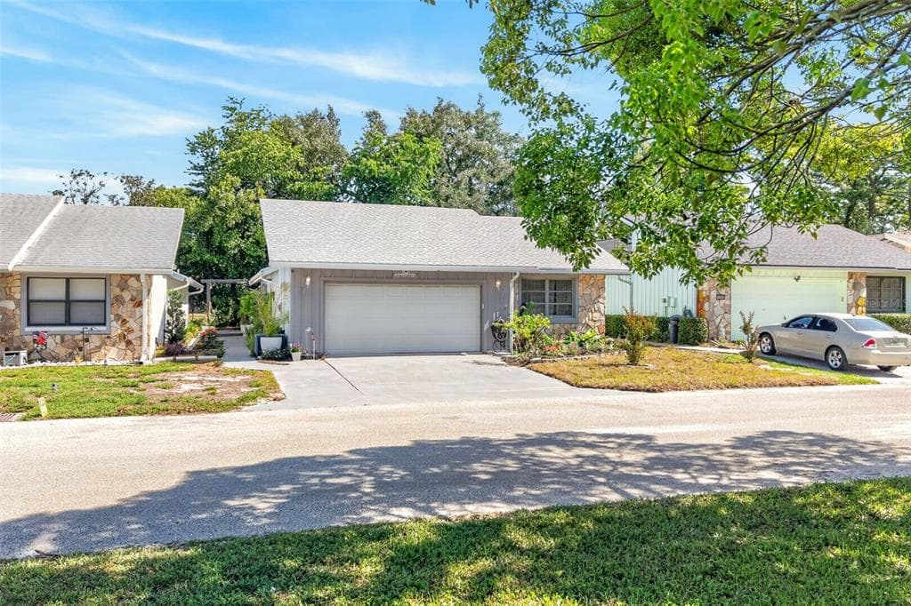 16 GOLFVIEW COURT, HOMOSASSA, FL 34446