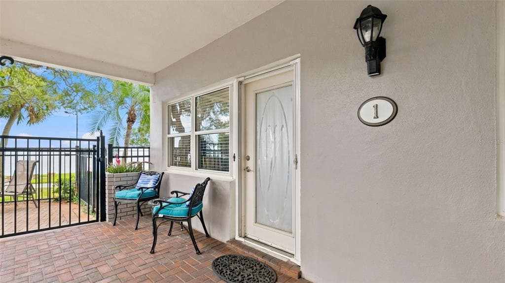 1101 VICTORIA DRIVE # 1, DUNEDIN, FL 34698