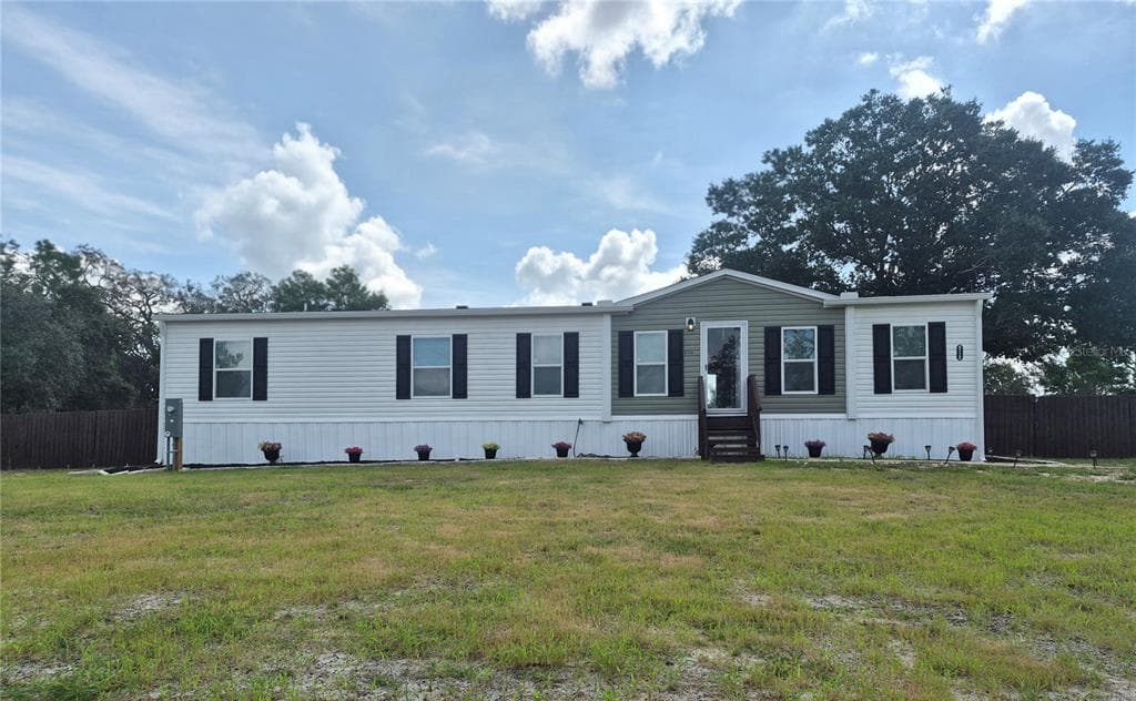 8128 WEEPING WILLOW STREET, BROOKSVILLE, FL 34613