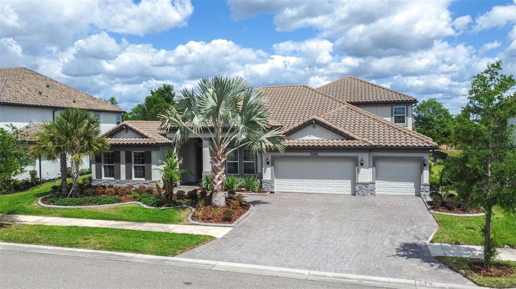 7190 GRAYBROOK DRIVE, WESLEY CHAPEL, FL 33545