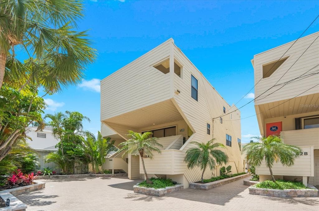 548A BEACH ROAD, SARASOTA, FL 34242