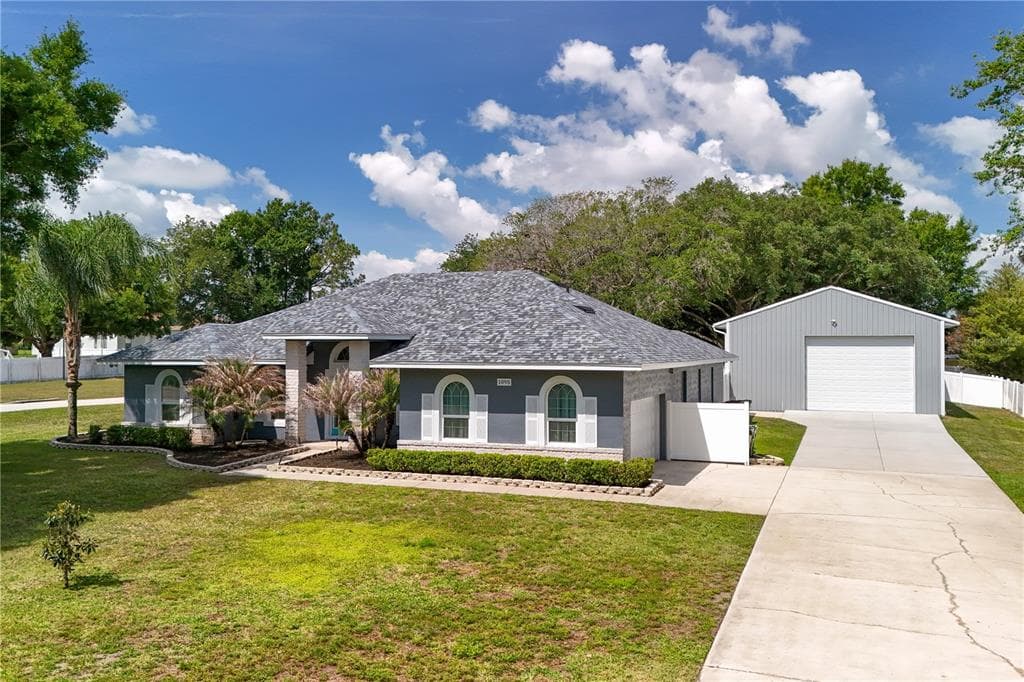 1095 W LAKE HAMILTON DRIVE, WINTER HAVEN, FL 33881