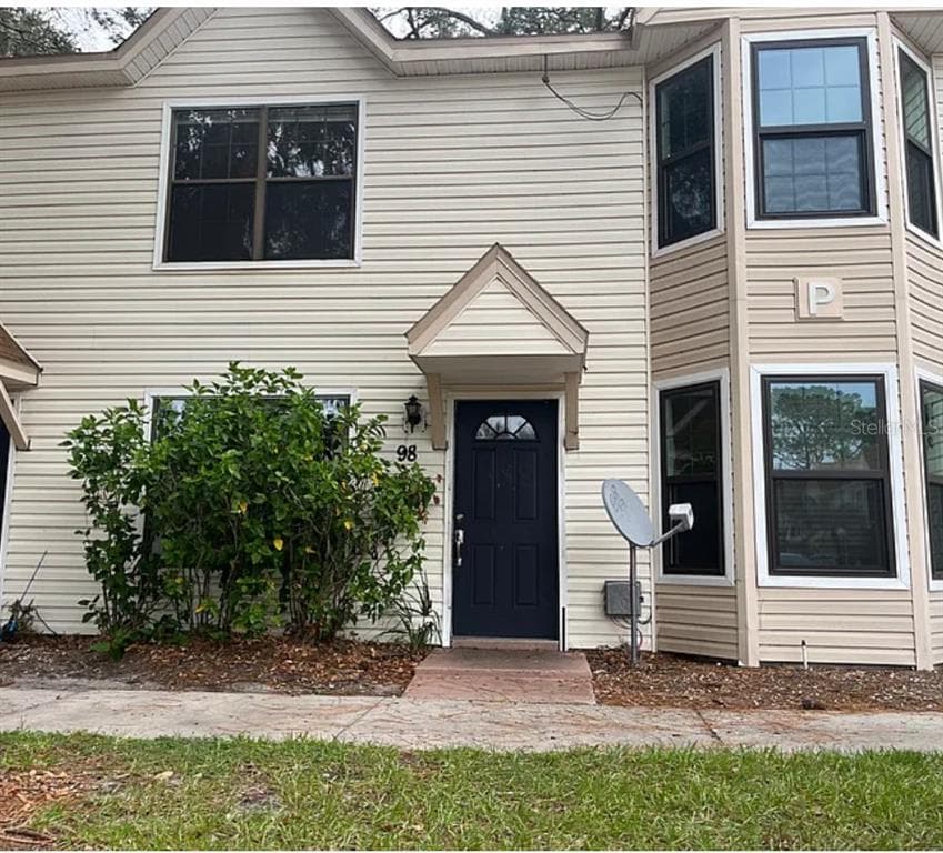 2302 MAKI ROAD # 98, PLANT CITY, FL 33563