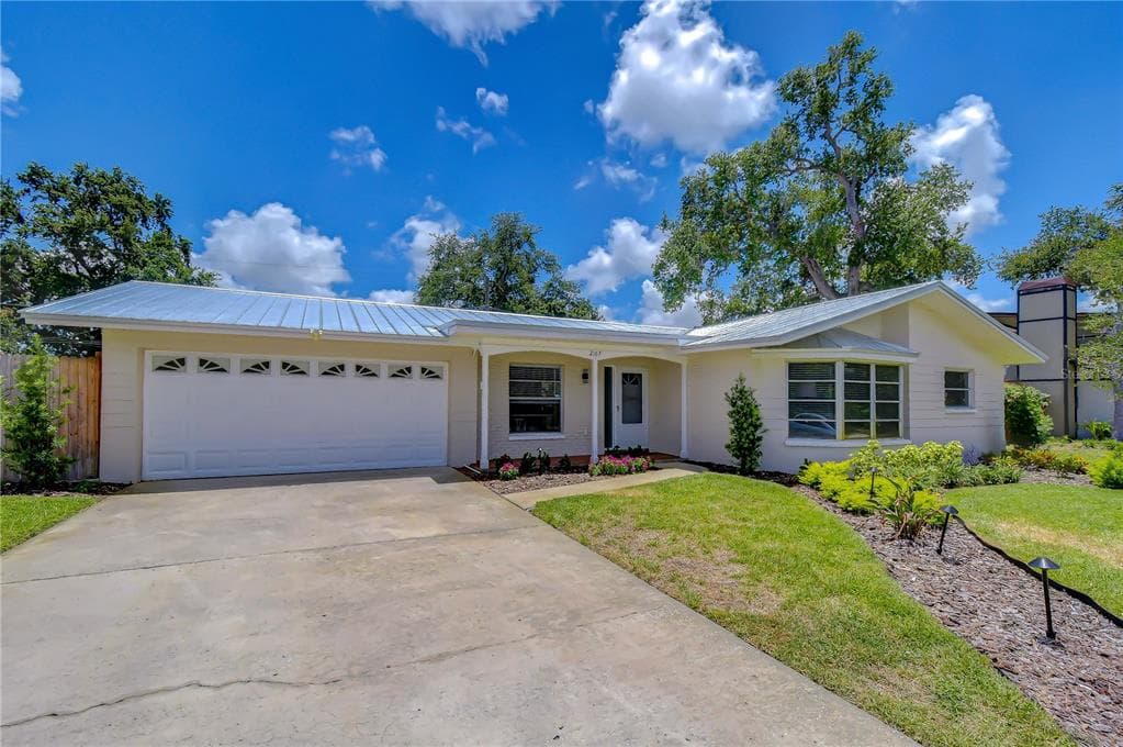 2167 LAKEVIEW ROAD, CLEARWATER, FL 33764