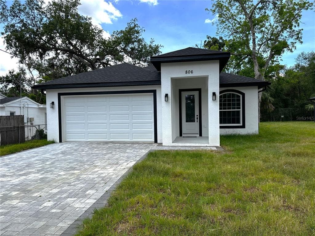806 W LOWRY LANE, TAMPA, FL 33604