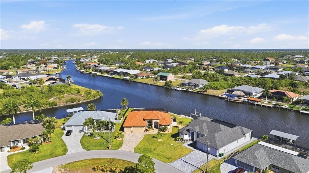 9266 MIGUE CIRCLE, PORT CHARLOTTE, FL 33981