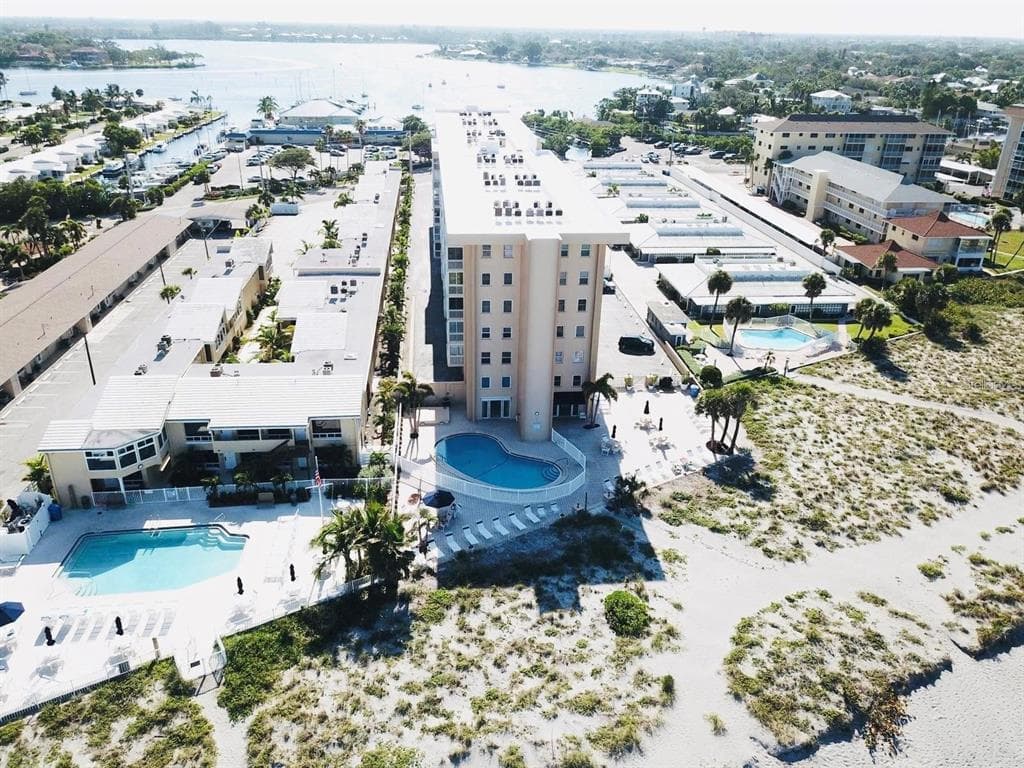 1255 TARPON CENTER DRIVE # 612, VENICE, FL 34285