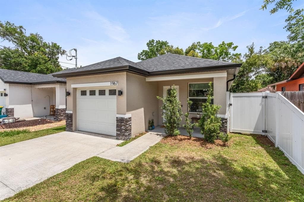 1967 VIRGINIA AVENUE, EUSTIS, FL 32726