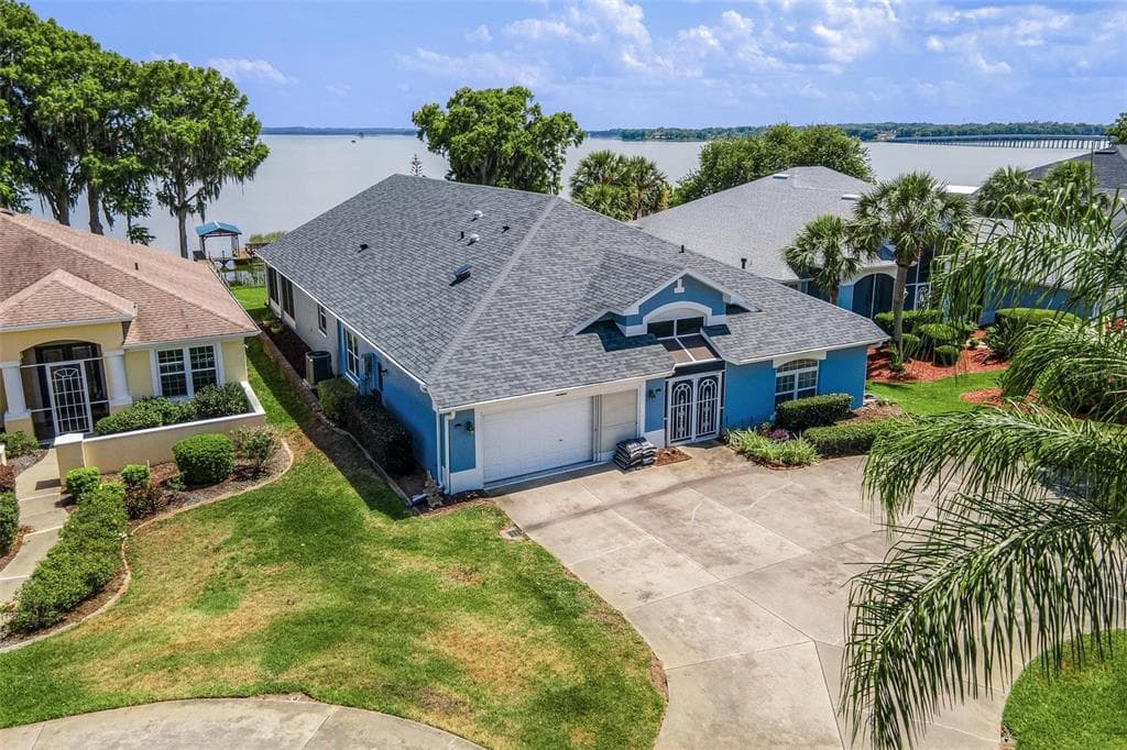 6274 SAILBOAT AVENUE, TAVARES, FL 32778