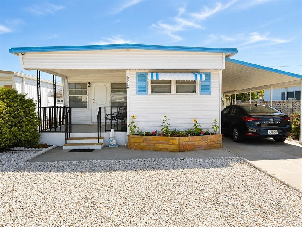 6916 MARLIN LANE, BRADENTON, FL 34207