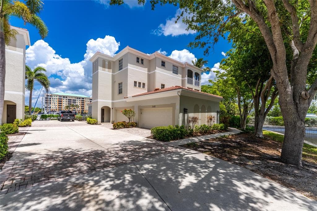 3485 SUNSET KEY CIRCLE # 101, PUNTA GORDA, FL 33955