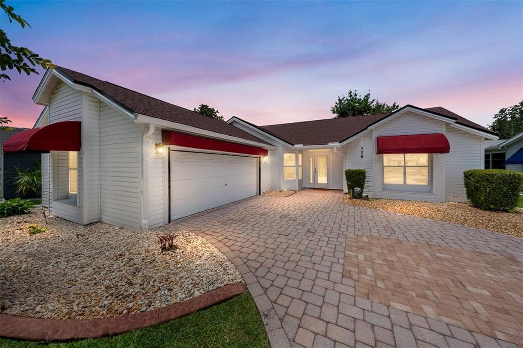 736 CORTEZ AVENUE, LADY LAKE, FL 32159