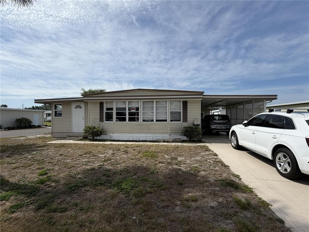 171 PARADISE N, LEESBURG, FL 34788