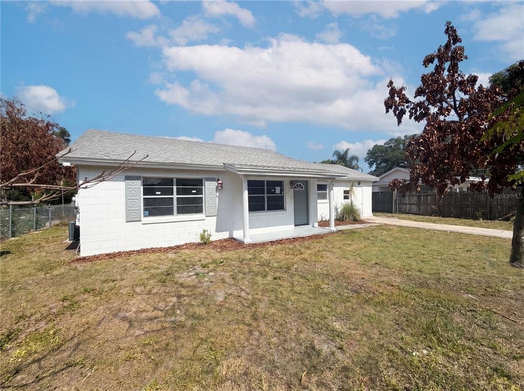 1100 CAREFREE COVE DRIVE, WINTER HAVEN, FL 33881