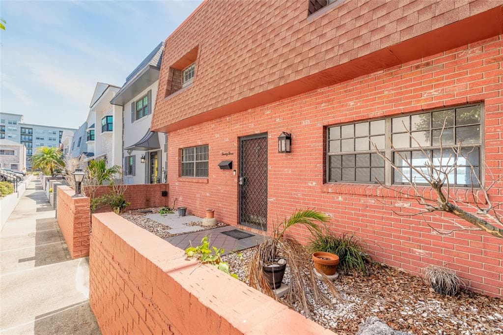 625 N HALIFAX AVENUE # 23, DAYTONA BEACH, FL 32118