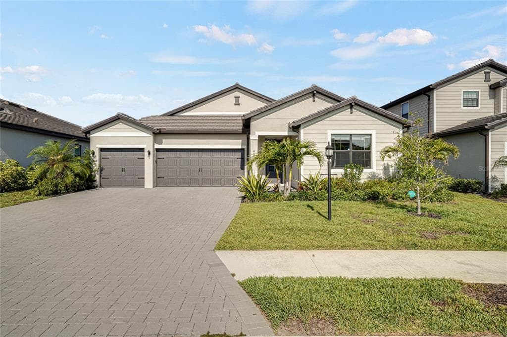 4970 OYSTER PEARL STREET, LAKEWOOD RANCH, FL 34211