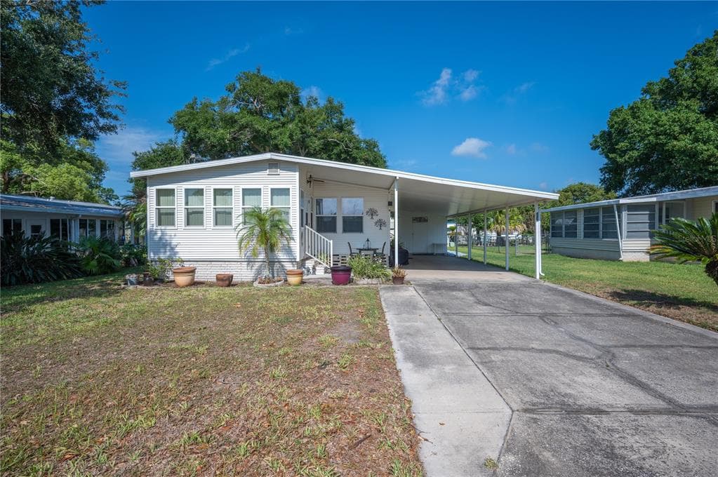 1610 REYNOLDS ROAD # 126, LAKELAND, FL 33801