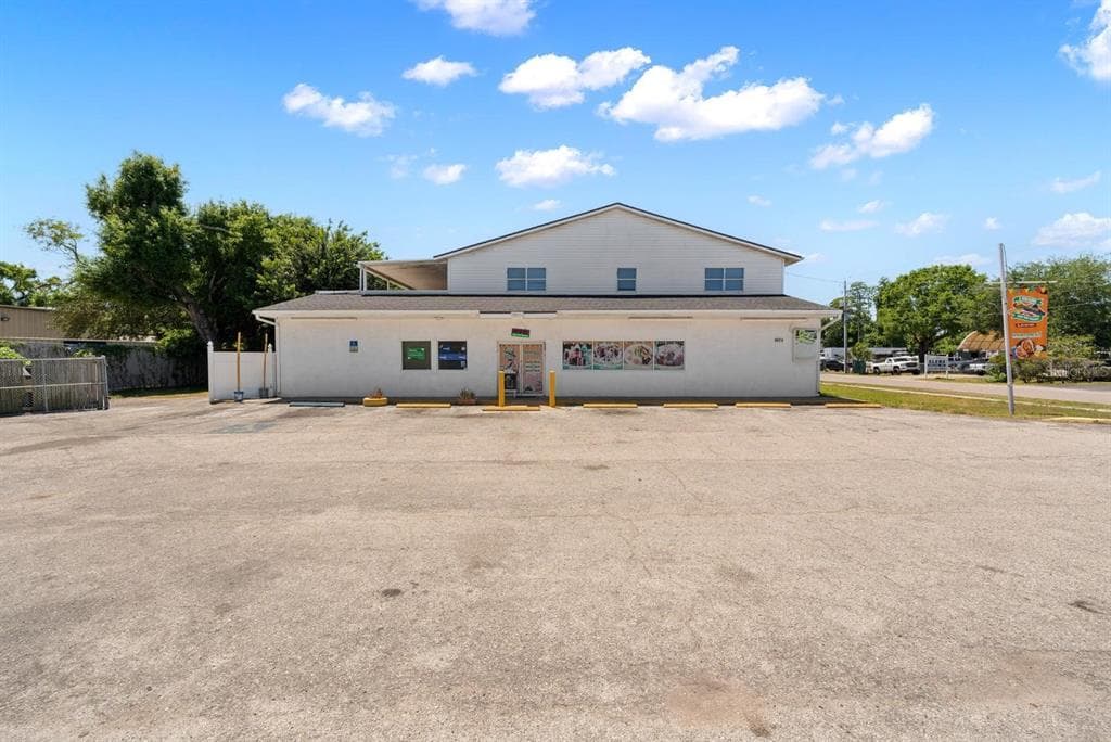4624 N HUBERT AVENUE, TAMPA, FL 33614