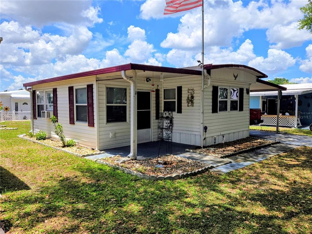 6235 PARKSEND LANE, ZEPHYRHILLS, FL 33542
