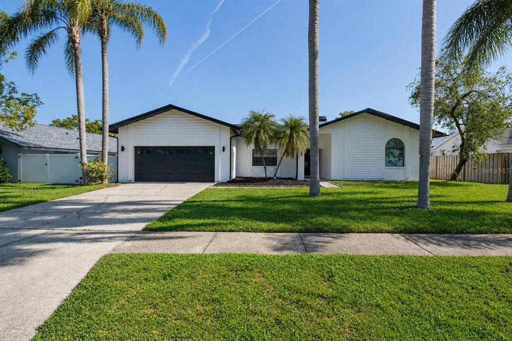 2135 VANCE AVENUE, PALM HARBOR, FL 34683