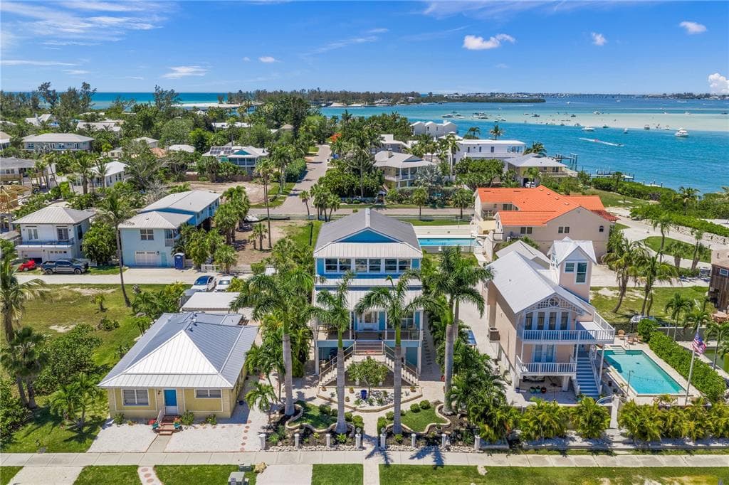 791 BROADWAY STREET, LONGBOAT KEY, FL 34228