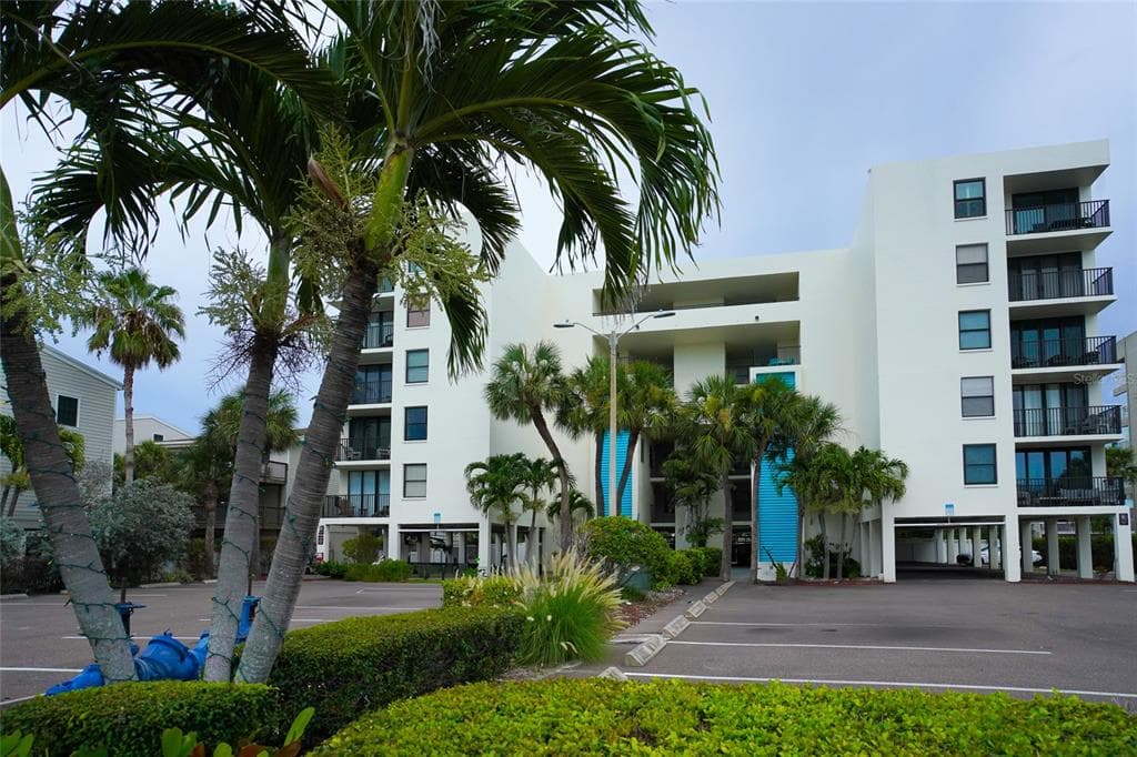 19931 GULF BOULEVARD # D2, INDIAN SHORES, FL 33785