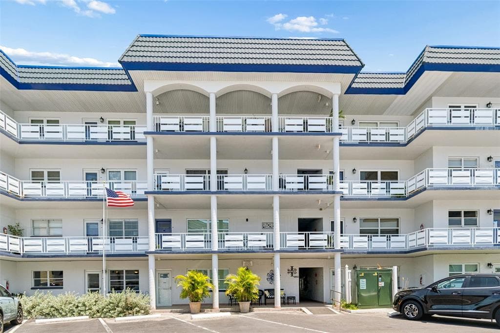5955 30TH AVENUE S # 105, GULFPORT, FL 33707