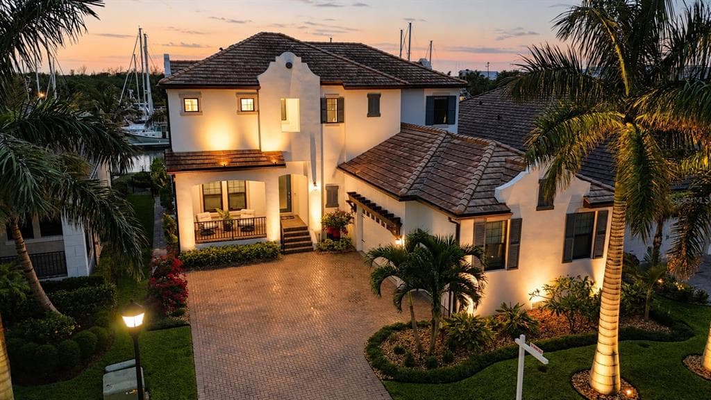 3028 CHRISTOPHERS WATCH LANE, RUSKIN, FL 33570
