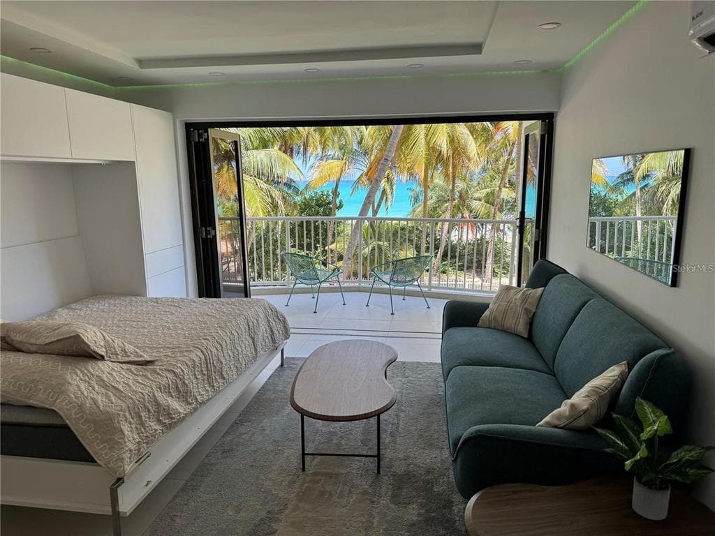 4633 AVE ISLA VERDE # L202, CAROLINA, PR 00979