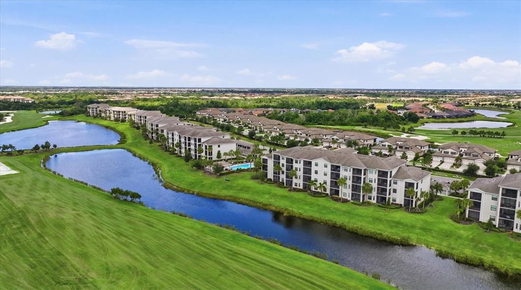 17810 GAWTHROP DRIVE # 203, LAKEWOOD RANCH, FL 34211