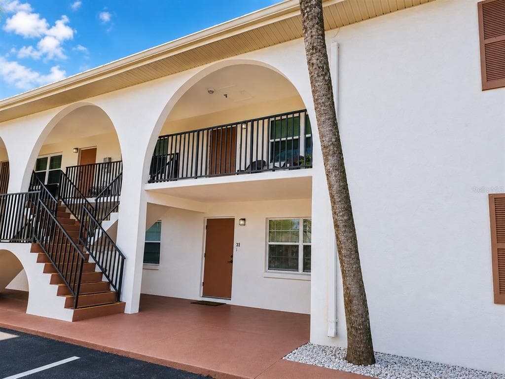 400 AUBURN DRIVE # 3, DAYTONA BEACH, FL 32118