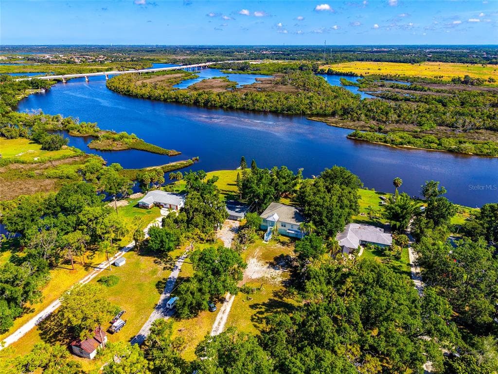 11903 UPPER MANATEE RIVER ROAD, BRADENTON, FL 34212