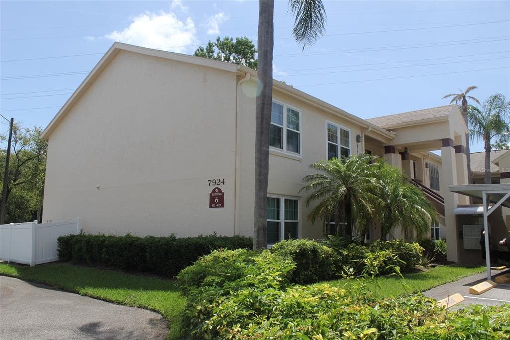7924 HARDWICK DRIVE # 617, NEW PORT RICHEY, FL 34653