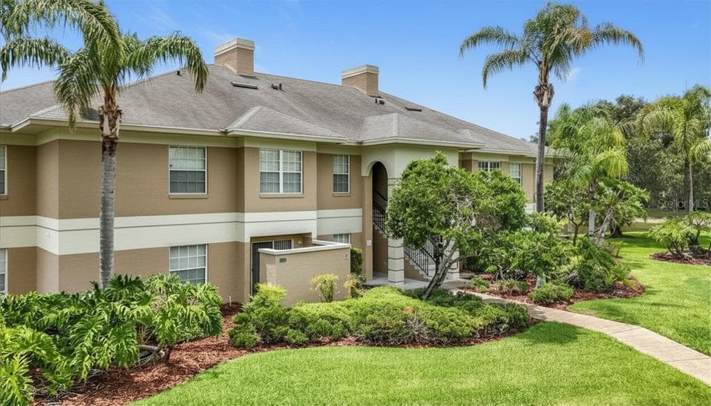 704 EAGLE POND DRIVE # 704, WINTER HAVEN, FL 33884