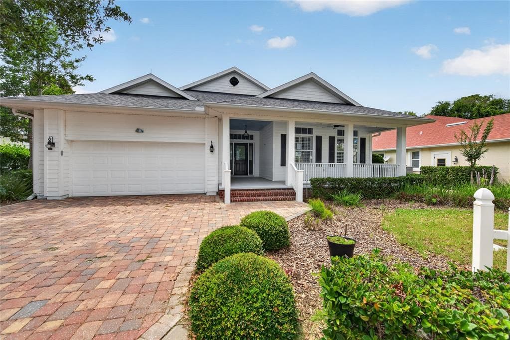 4 CHINIER STREET, PALM COAST, FL 32137