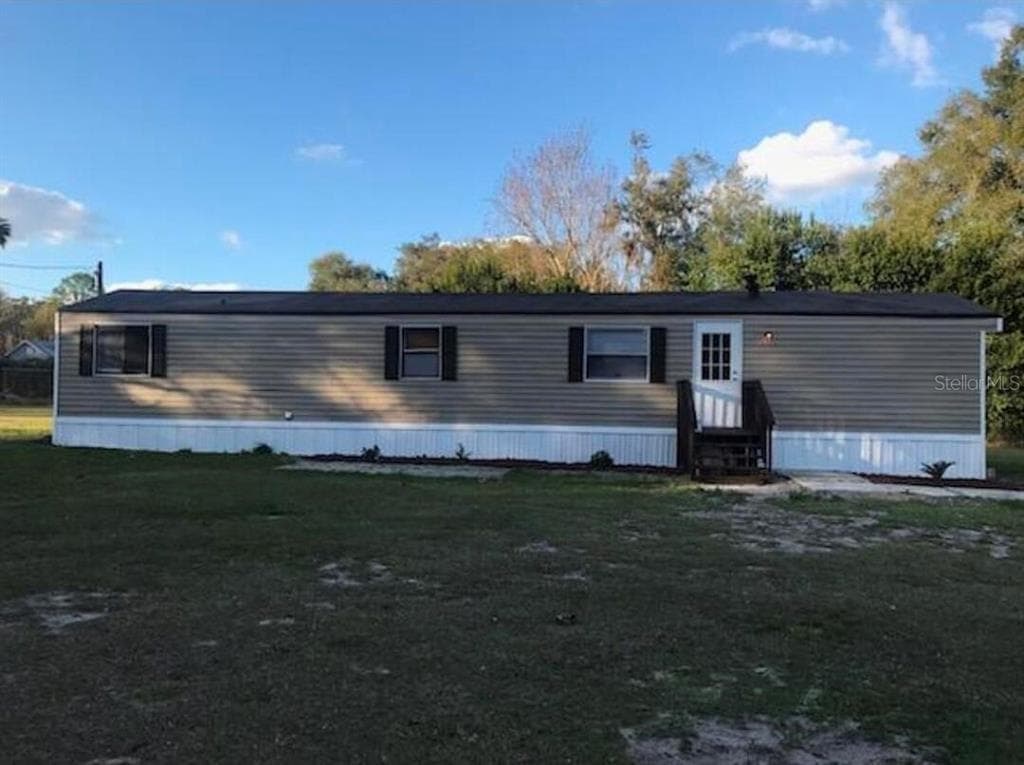 13585 SE 119TH STREET, OCKLAWAHA, FL 32179