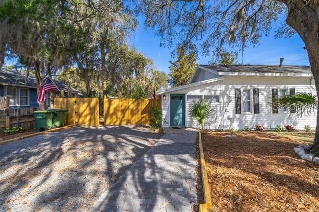325 S 2ND STREET # 206, LEESBURG, FL 34748